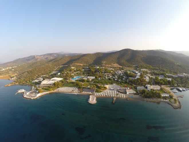 Vacaciones en Grecia, Barceló Hydra Beach Resort presenta el nuevo Beach Club