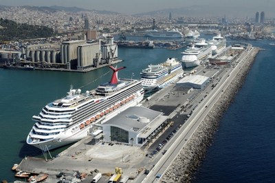 Hoy desembarcan 19.000 cruceristas en Barcelona ,maana llega el Carnival Magic al Puerto de Barcelona!
