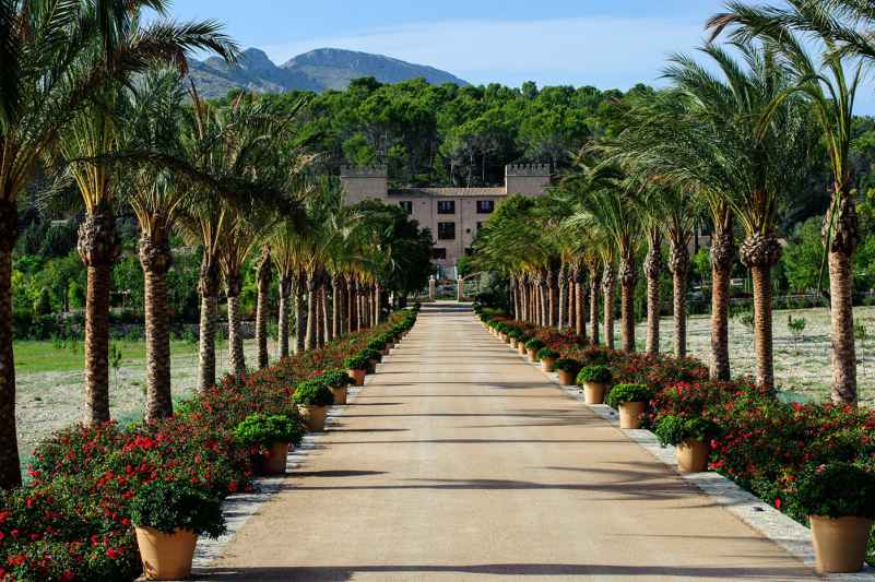 Castell Son Claret ofrece un viaje sensorial a la esencia de Mallorca