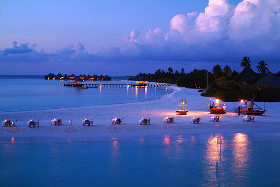 Coco Palm Dhuni Atardecer en el resort de las Maldivas