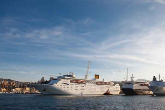 El crucero Costa neoRomantica empieza a tomar forma en San Giogio del Porto