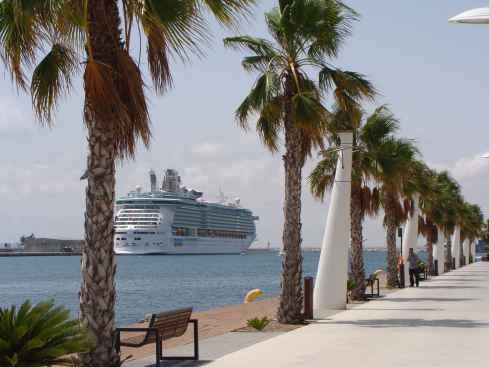 El Crucero Independence of the Seas hace su tercera escala en Alicante