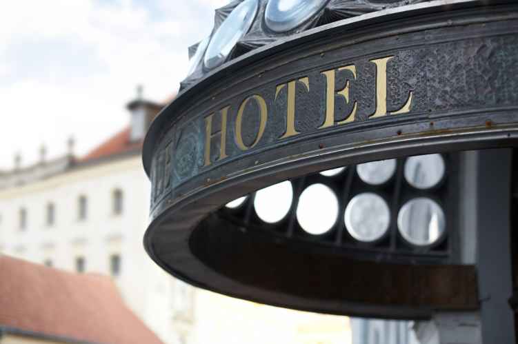 Los hoteles españoles aumentaron un 4% sus precios en 2014