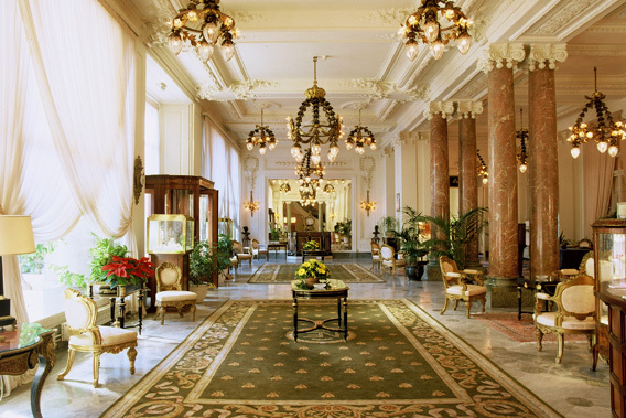 Hotel du Palais - Biarritz, Francia - 5 Estrellas de Lujo Resort & Spa - lobby
