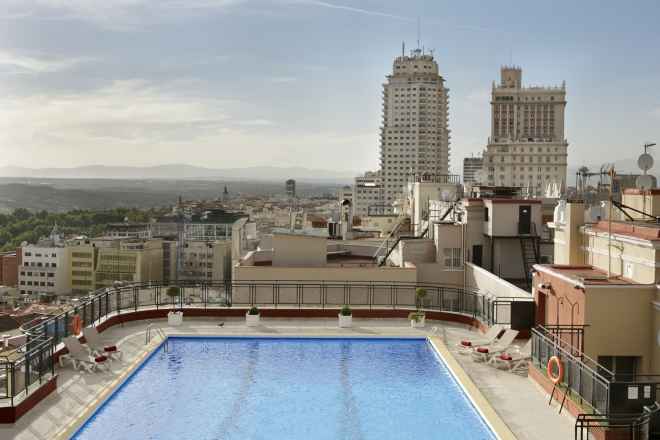 El Hotel Emperador Madrid abre el Roof Garden hasta el atardecer