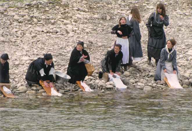 El Da de la Almada: fiesta del agua en el Valle de Roncal