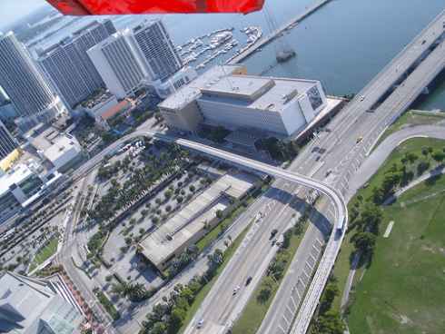 Miami Herald vende sus oficinas principales a un grupo propietario de cruceros y hoteles