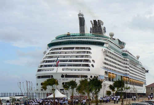 Jamaica busca atraer la llegada de cruceros Disney