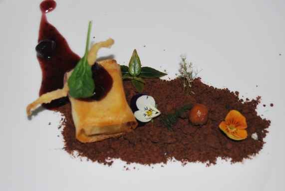 La gastronoma de Rioja Alavesa, finalista en el V concurso de pichos medievales