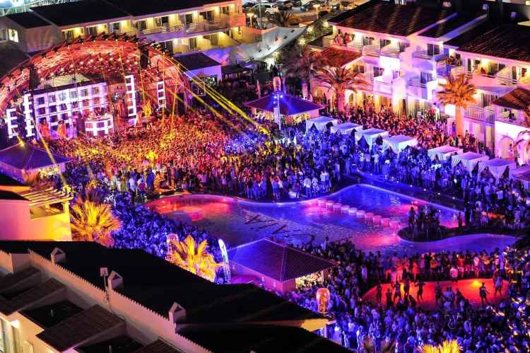 Ushuaa Ibiza Beach Hotel clausura la temporada 2013