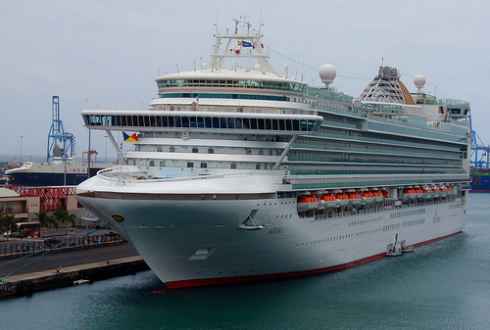 El crucero AZURA har escala en el Puerto de Alicante el prximo lunes
