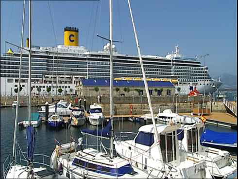 El Puerto de Vigo cerr 2011 con rcord histrico en el trfico de cruceros y pasajeros