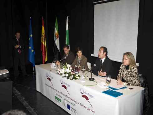Extremadura acoge con xito el I seminario en torno al turismo enogastronmico